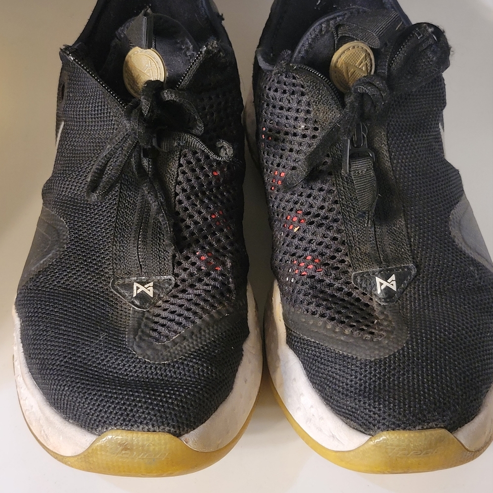 Nike Men Size 10.5 PG 4 Sneakers